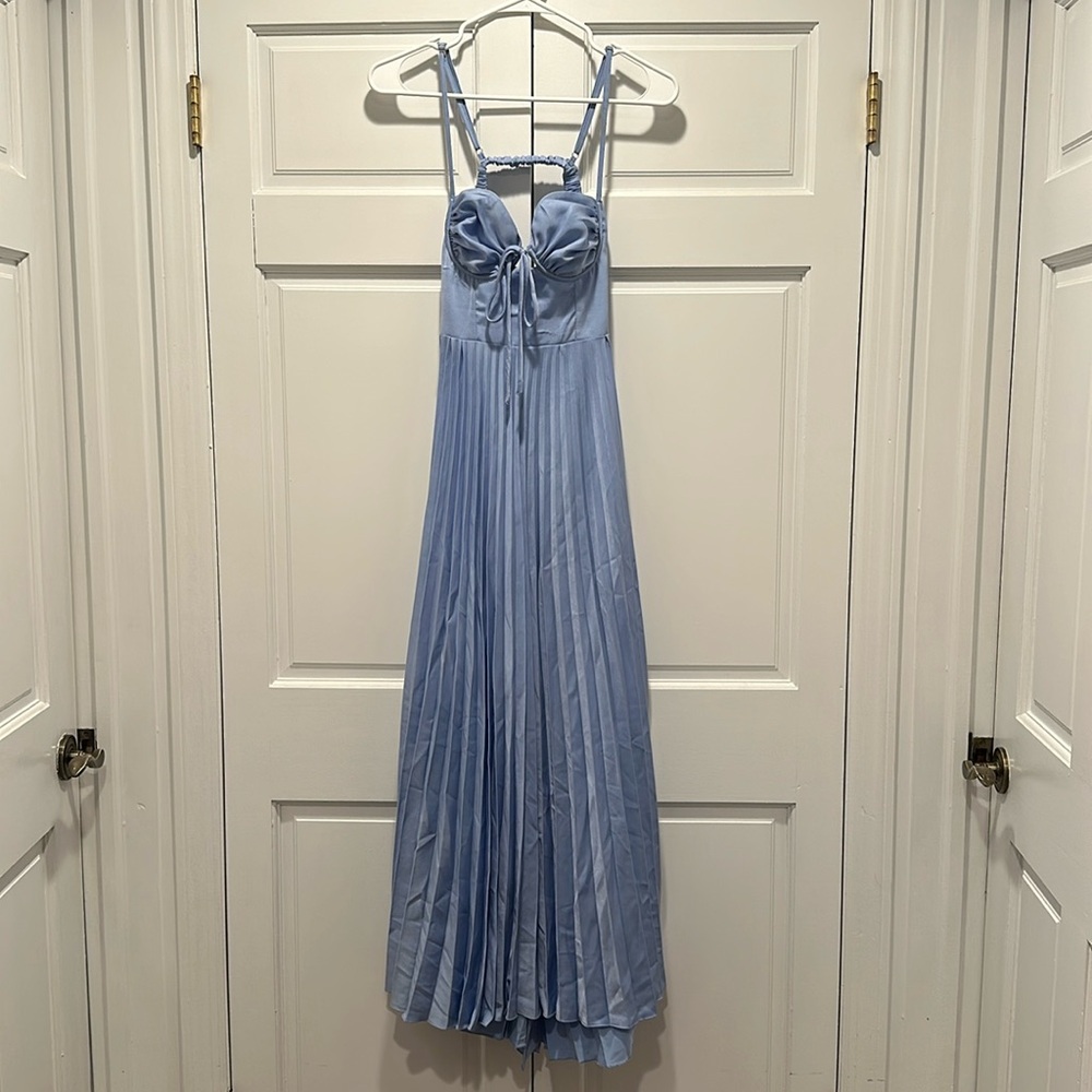 Maxi Pleated Dress - Picture 2 of 7